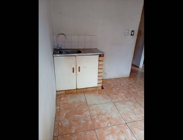 3 BEDROOM HOUSE TO LET IN UMLAZI S